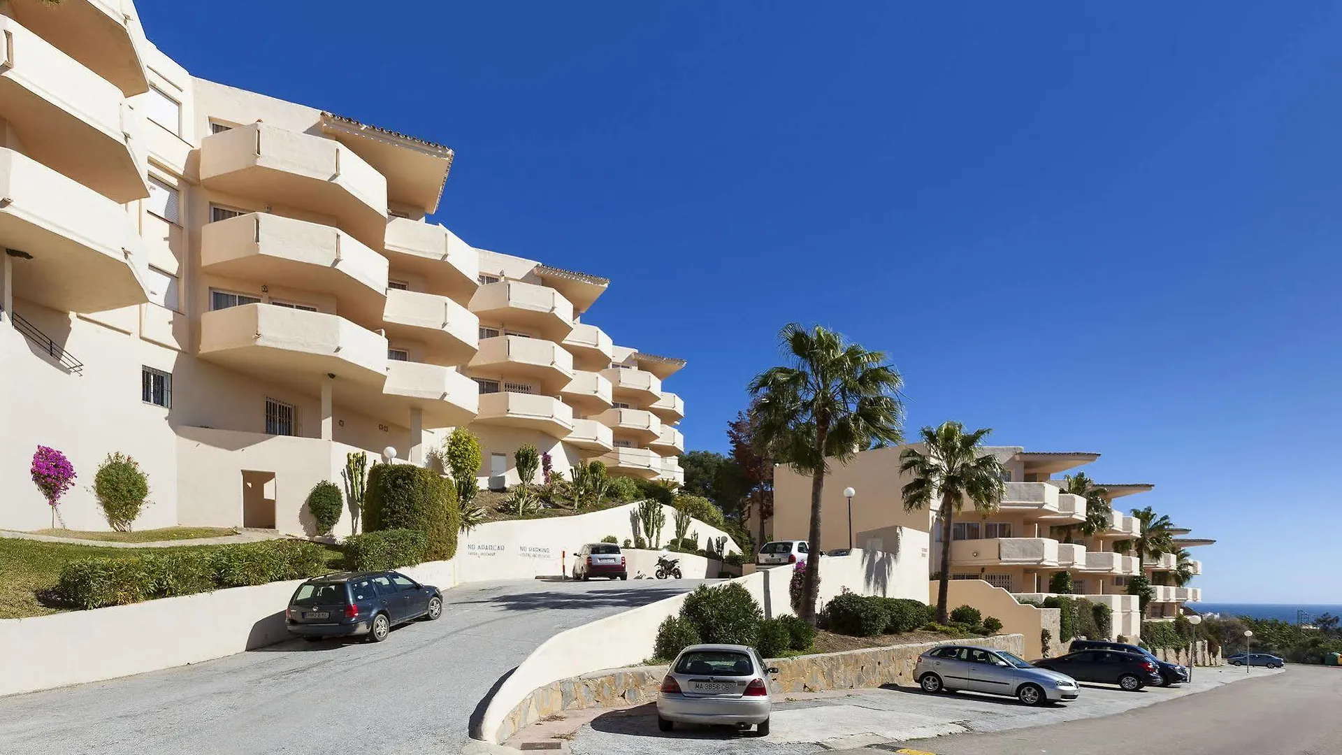 Aparthotel Crown Resorts Club Caronte Mijas